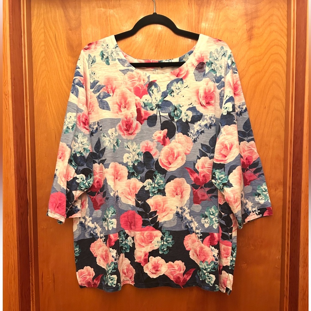 Alia Plus floral top